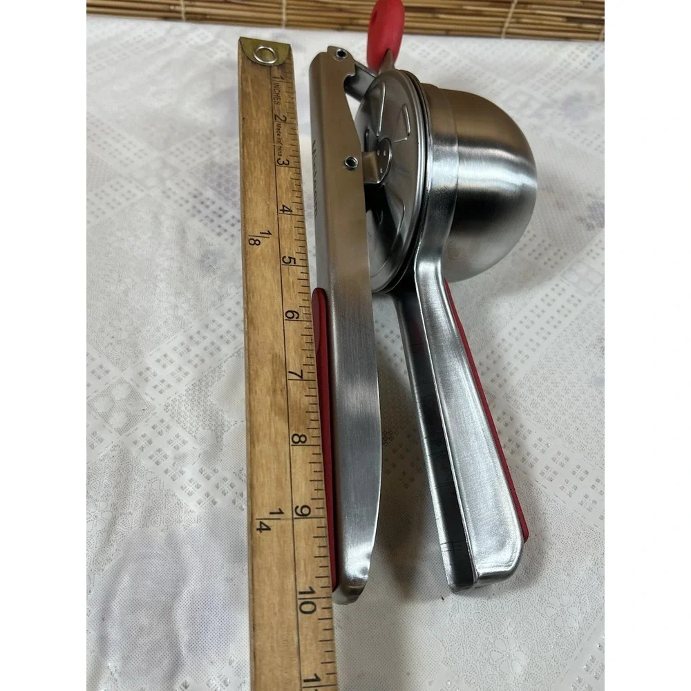 Large Stainless Steel Lemon Squeezer , Lime And Citrus Juicer With Silicone Hand